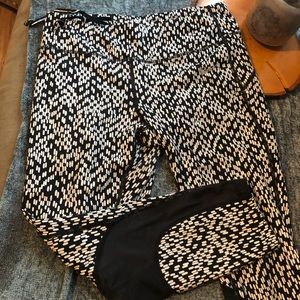 Nike dri-fit workout leggings